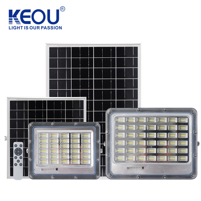 Solar powered flood light KEOU new 100W 200W IP66 water proof fully solar powered outdoor flood light